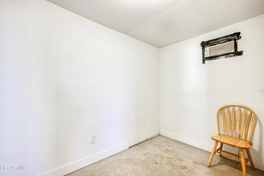 Photo of 440 JAMES Street