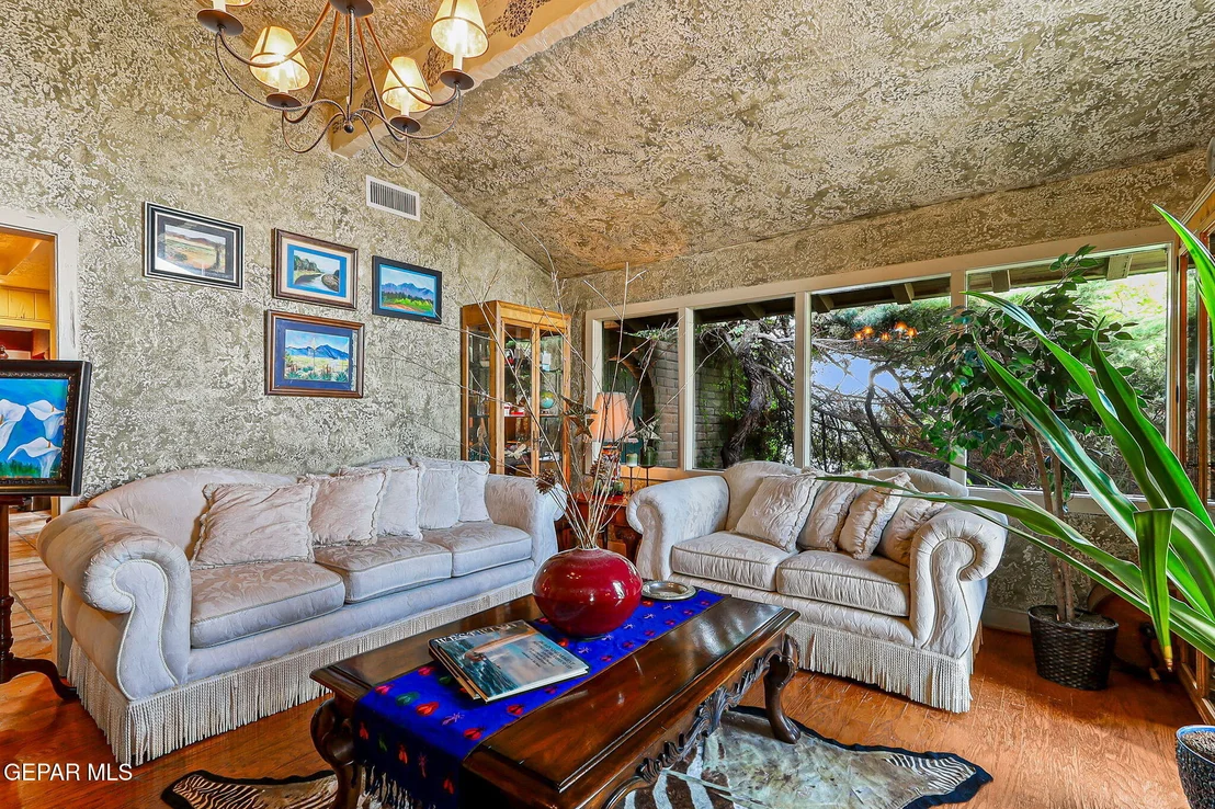 Photo of 4332 DONNYBROOK Place