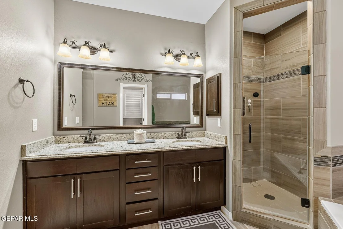 Photo of 7893 Enchanted View Drive