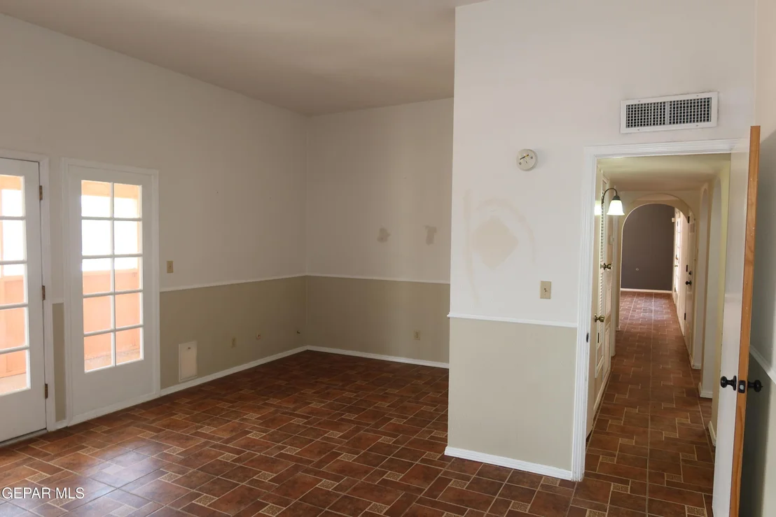 Photo of 836 DE LEON Drive