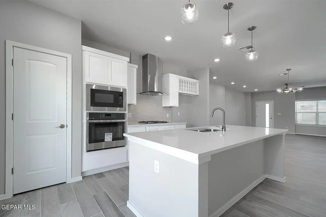 Photo of 3808 Course Street