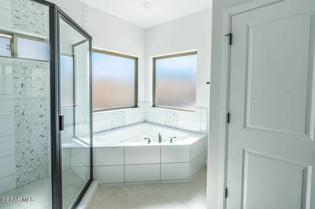Photo of 7536 Enchanted Point Drive