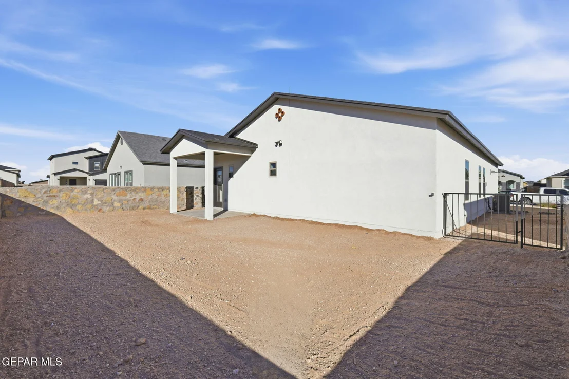 Photo of 13829 Summer Wave Avenue