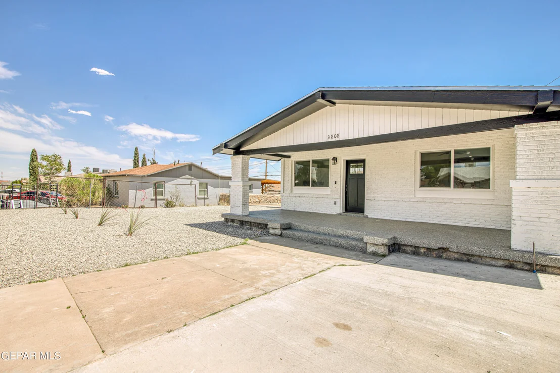 Photo of 3808 Mountain Avenue