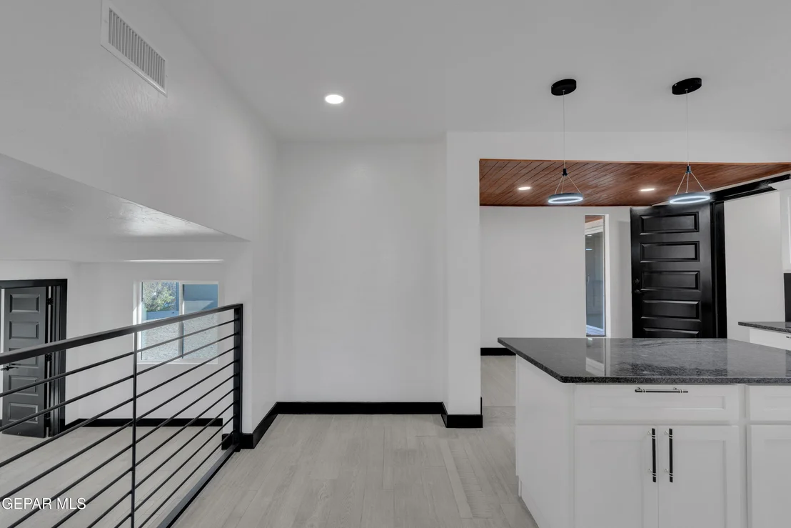 Photo of 3116 Titanic Avenue