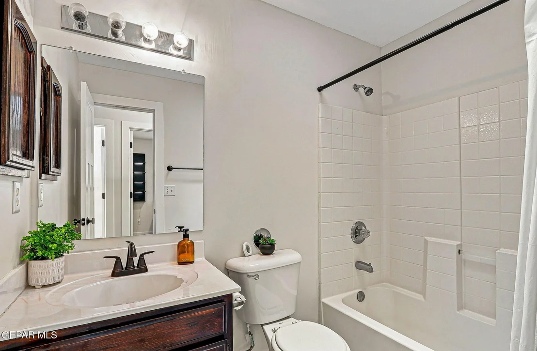 Photo of 3533 AL ROBERTS Drive