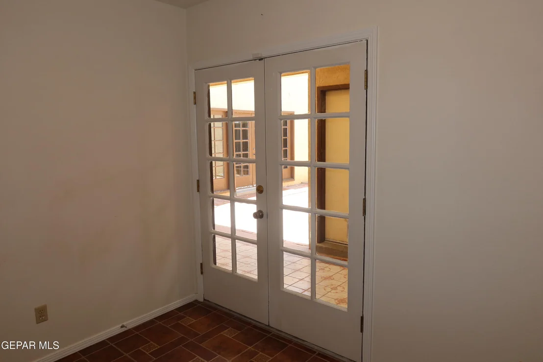 Photo of 836 DE LEON Drive