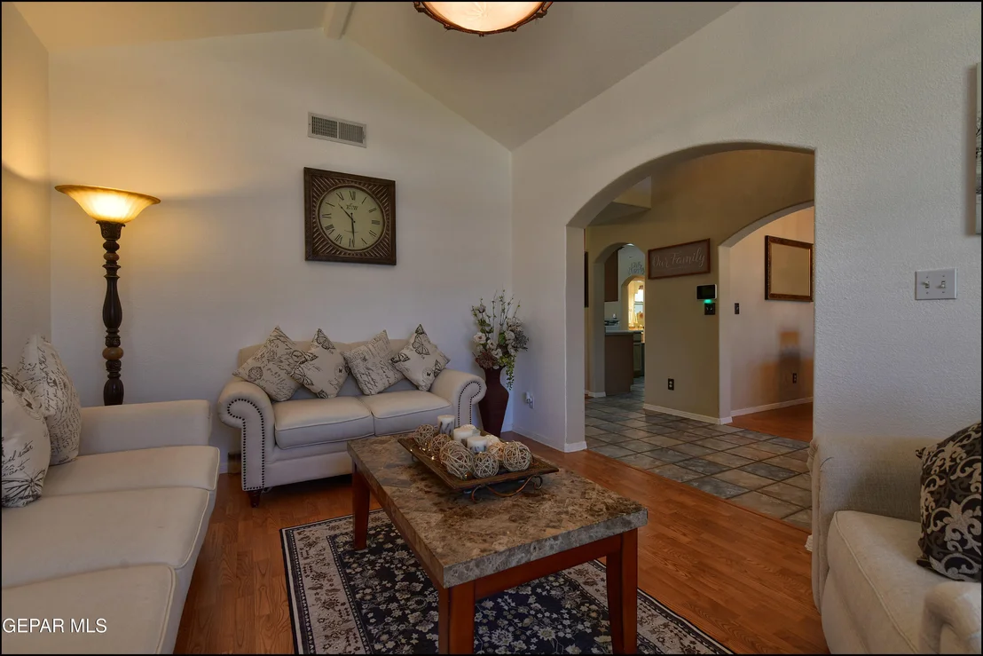 Photo of 6516 Isla del Rey Drive
