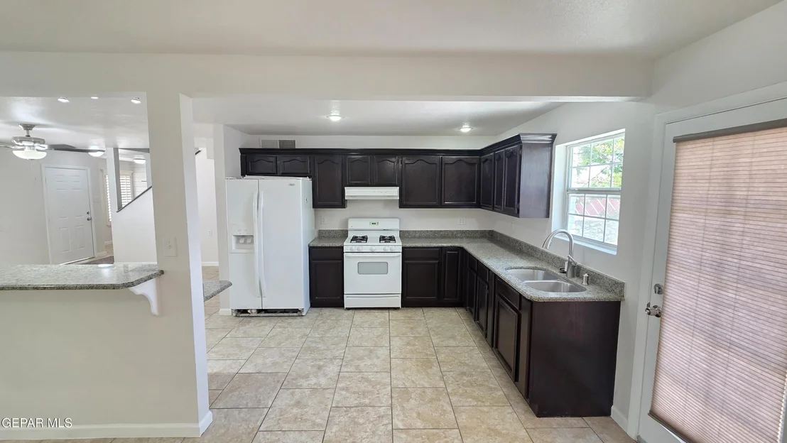Photo of 4744 HARCOURT Drive