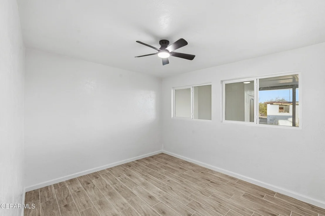 Photo of 1030 MARLOW Road