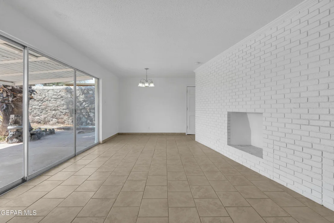 Photo of 6033 Isabella Drive