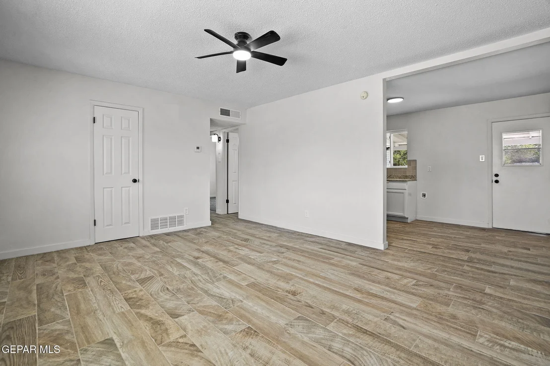 Photo of 212 MANUEL Drive