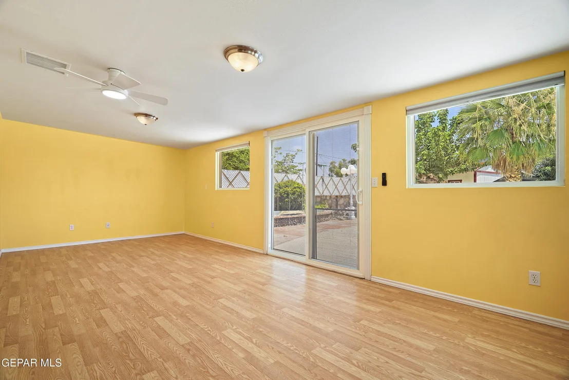 Photo of 1300 SUNBURST Drive