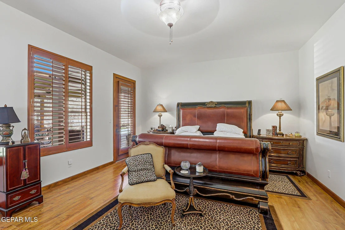 Photo of 1133 CALLE LOMAS Drive