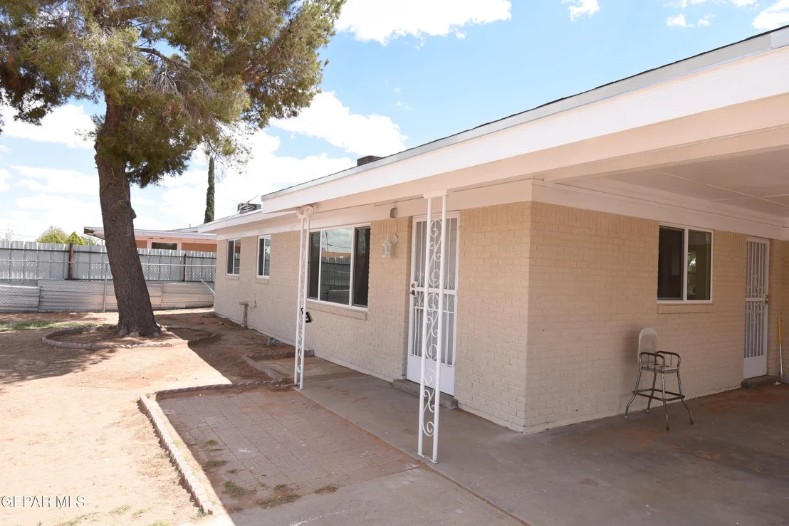 Photo of 9207 Montgomery Drive