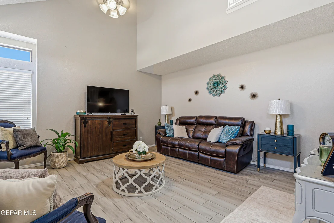 Photo of 1468 GENE TORRES Drive