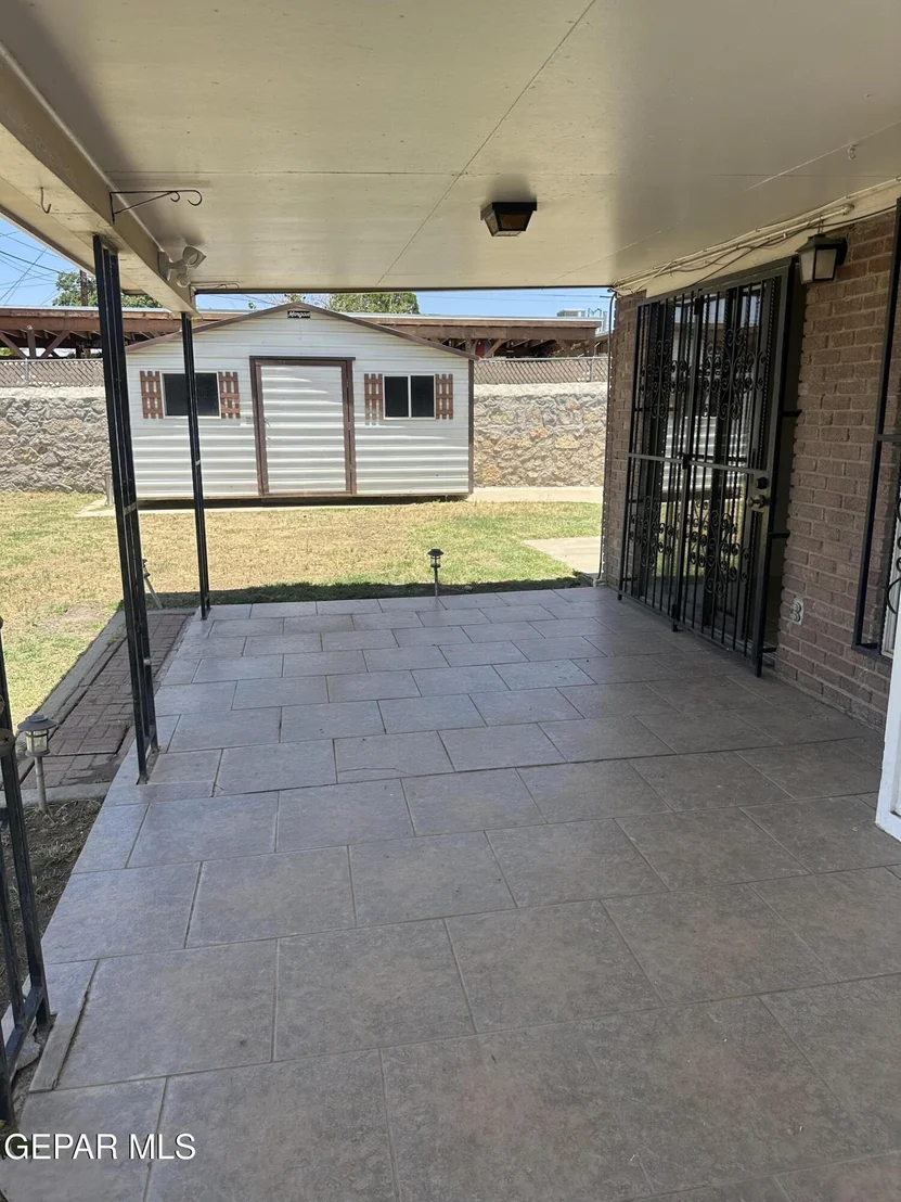Photo of 1101 DOYLE Place