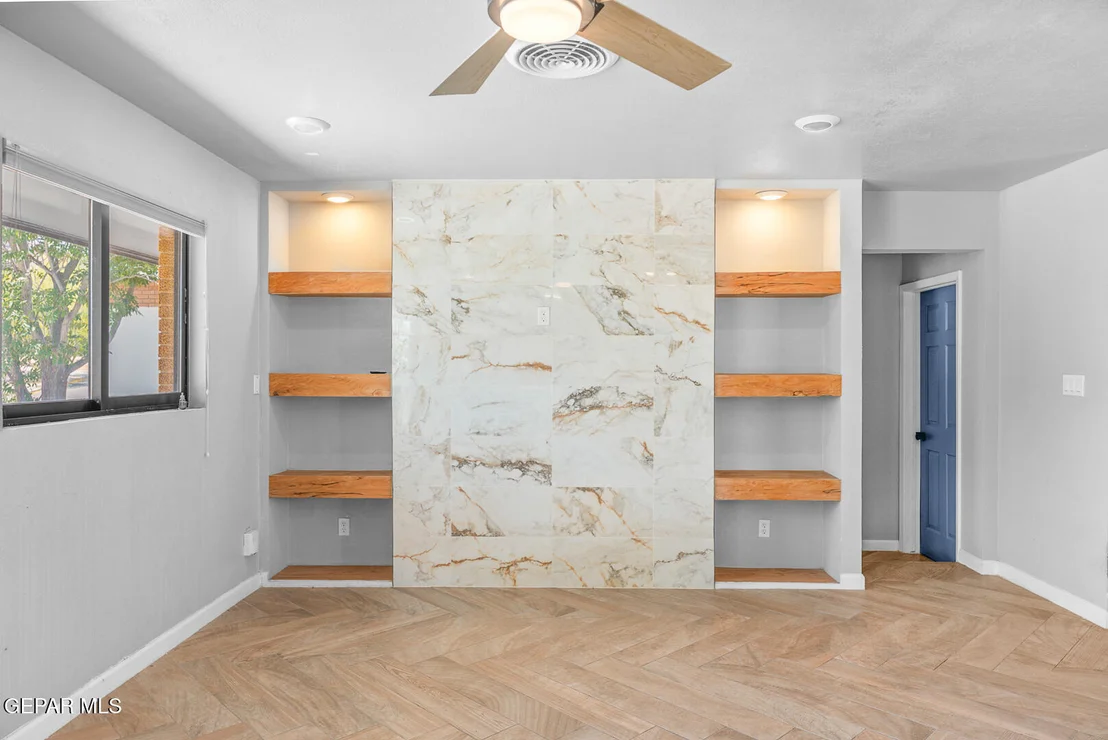 Photo of 814 GALLOWAY Drive