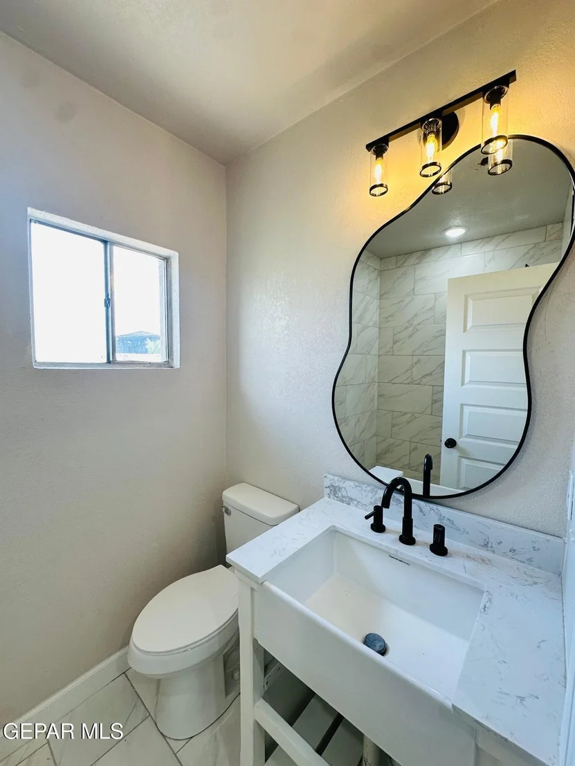Photo of 5018 Flower Drive