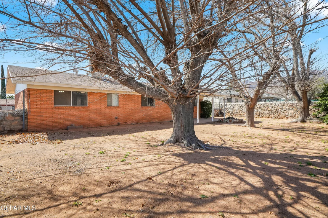 Photo of 4701 HARCOURT Drive