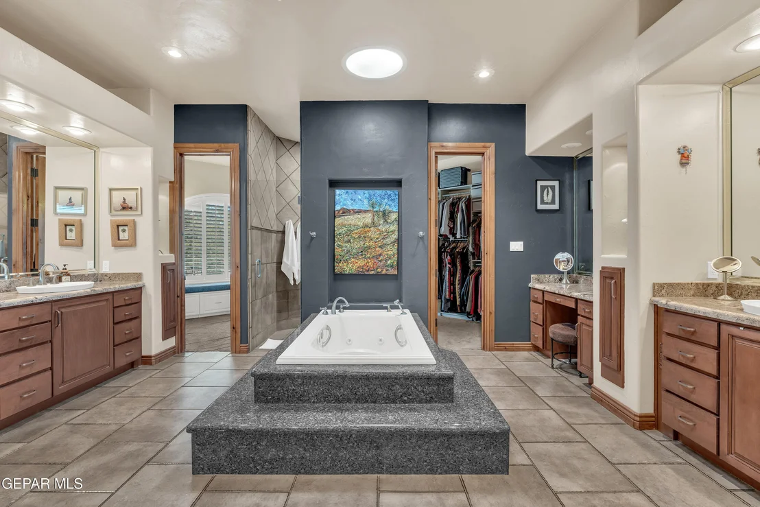Photo of 6263 FRANKLIN HAWK Avenue