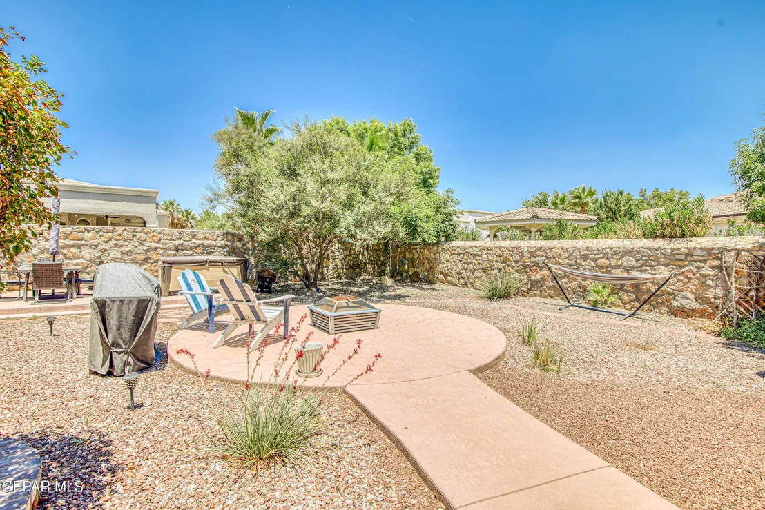 Photo of 5800 ANGEL Street