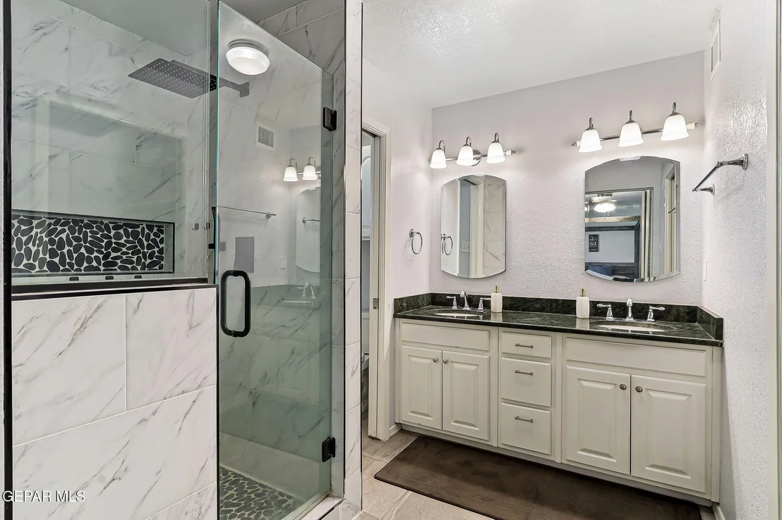 Photo of 5440 La Estancia Circle