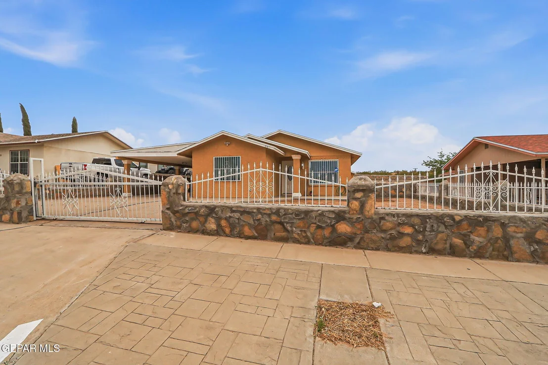 Photo of 113 Green Desert Circle
