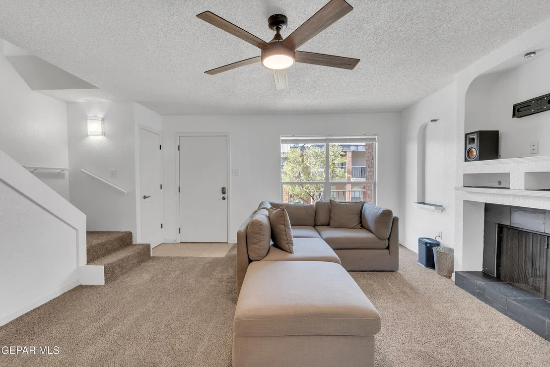 Photo of Unit T37 at 4433 STANTON Street