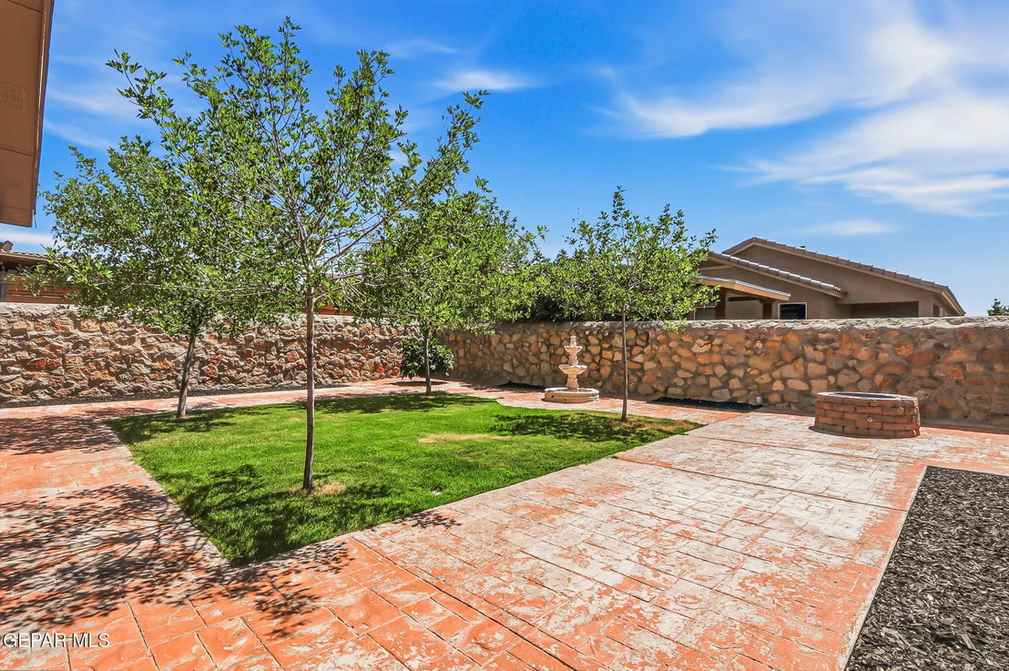 Photo of 326 Silverhill Place