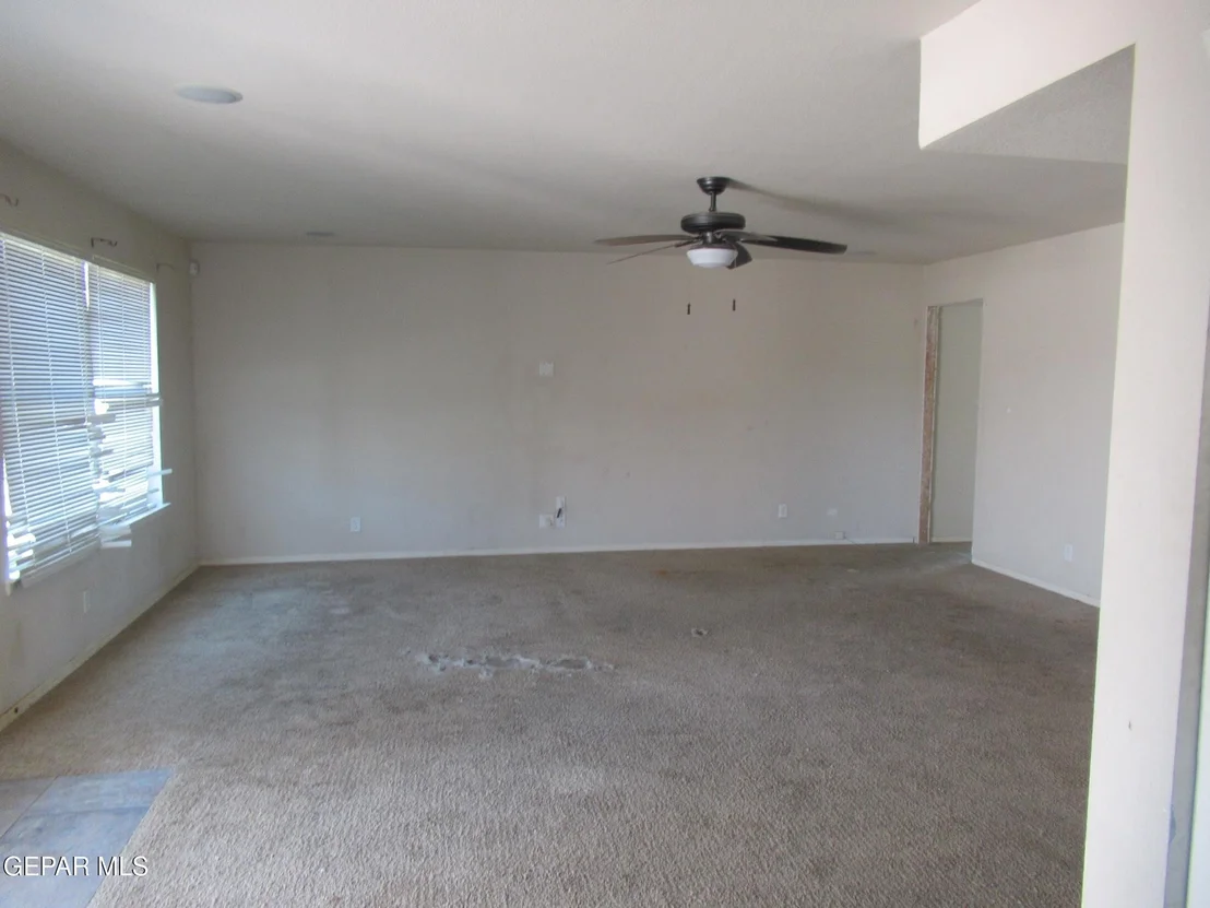 Photo of 1321 SUN KING Street