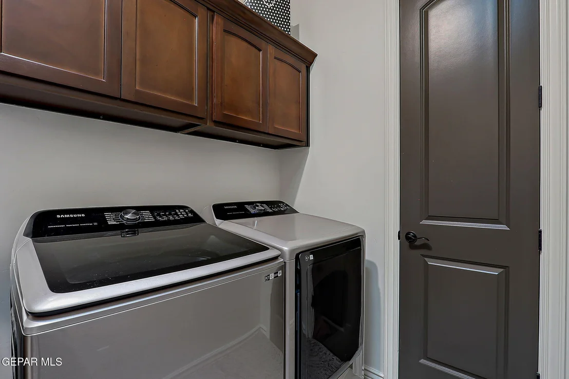 Photo of 12233 BIDDLESTON Drive