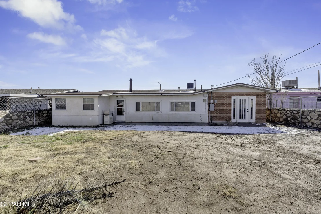 Photo of 4733 TETONS Drive