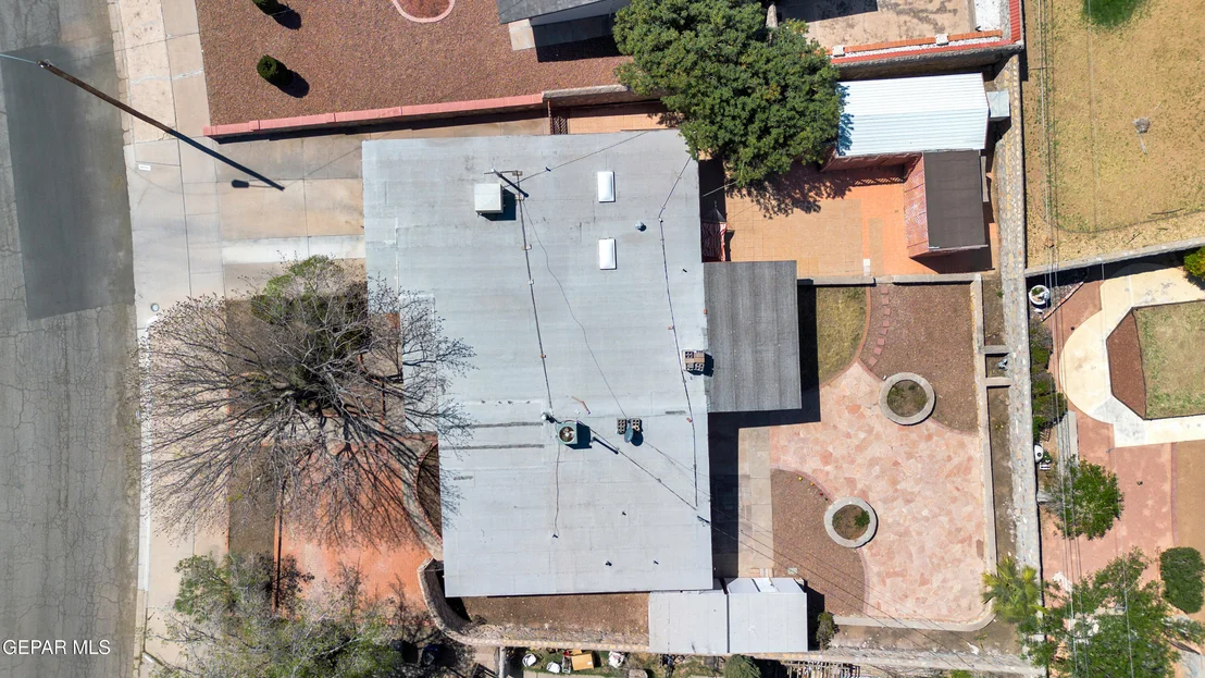 Photo of 10305 ASHWOOD Drive