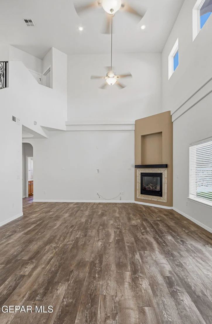 Photo of 6516 WIND RIDGE Drive