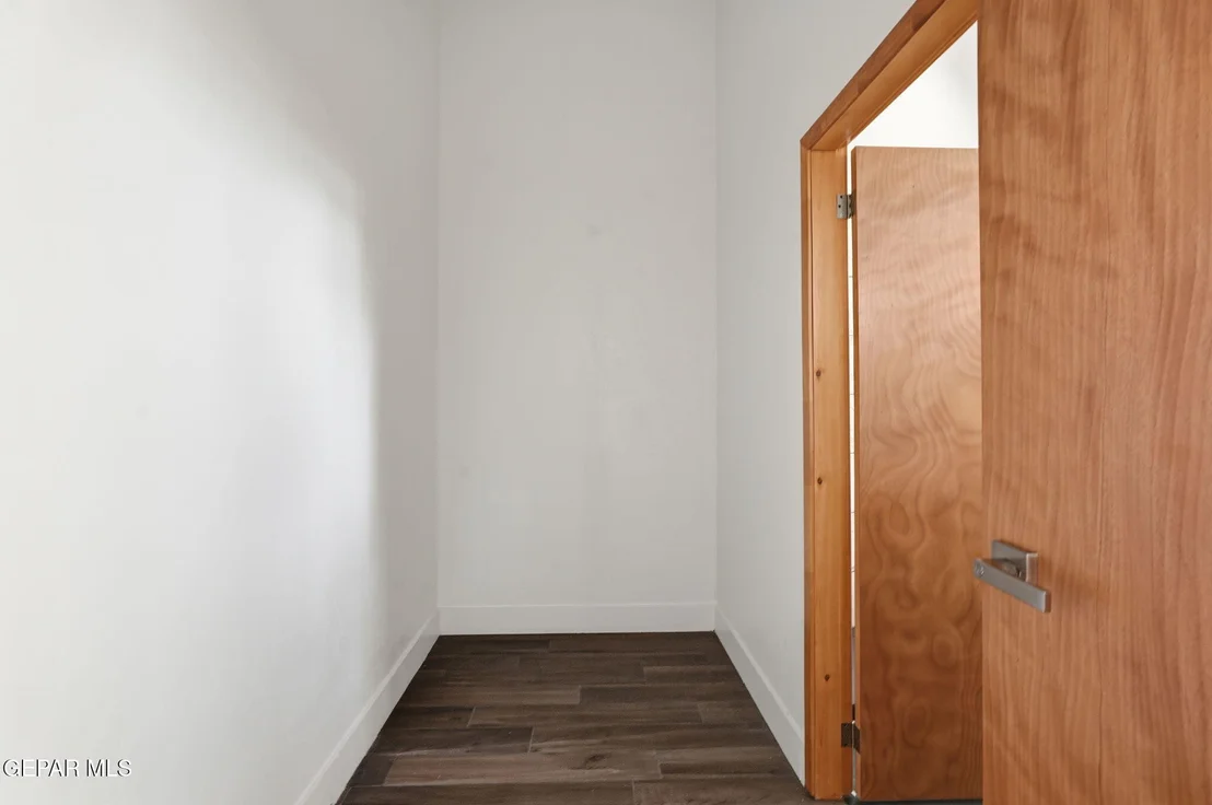 Photo of 115 BIRD Avenue