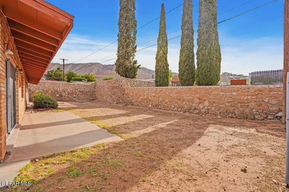 Photo of 4208 HAMPSHIRE Lane