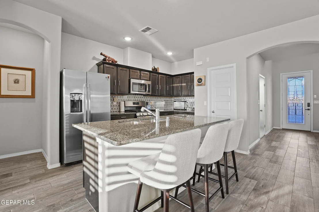 Photo of 3937 DESERT DUNES Drive