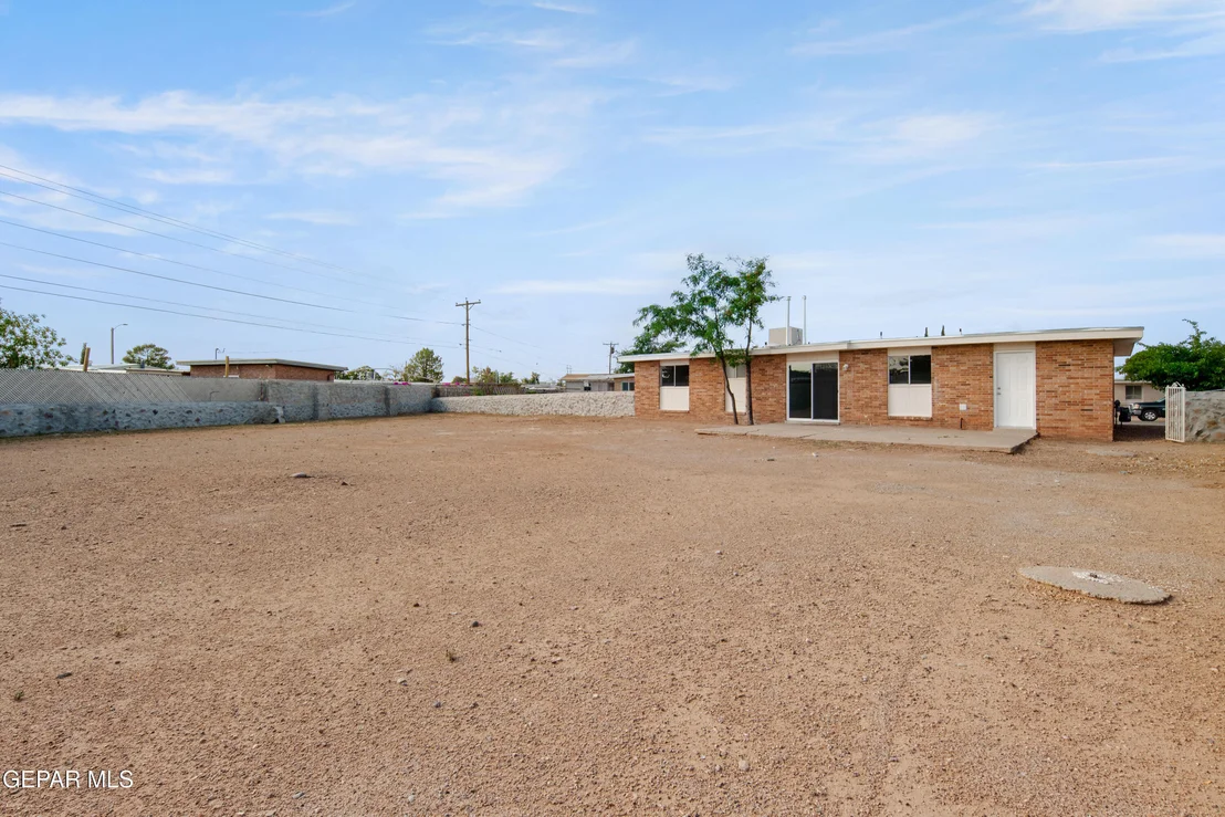 Photo of 10445 OMEGA Circle