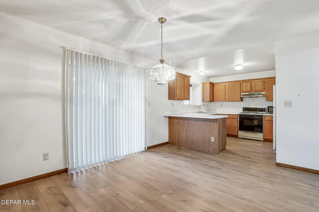 Photo of 929 Totonaca Lane