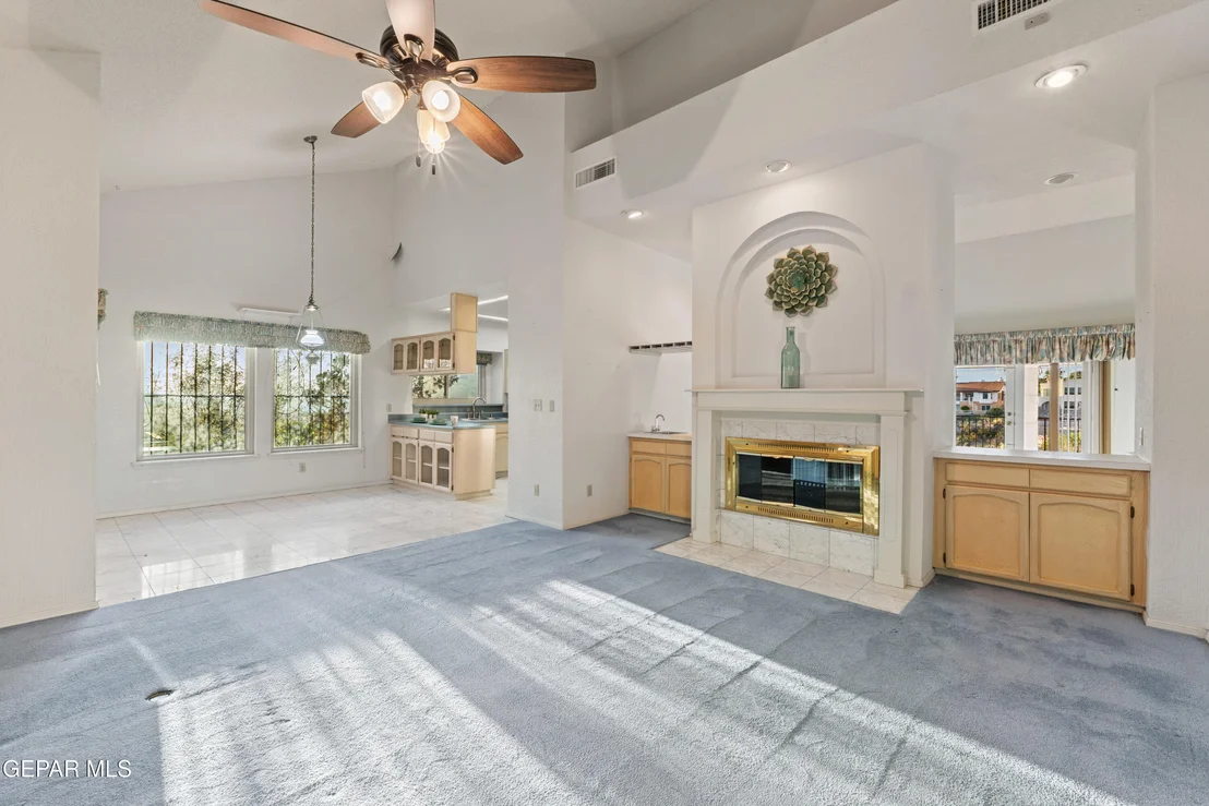 Photo of 401 Sharondale Drive