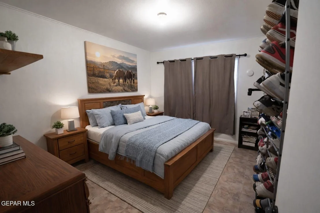 Photo of 8144 BURNHAM Road