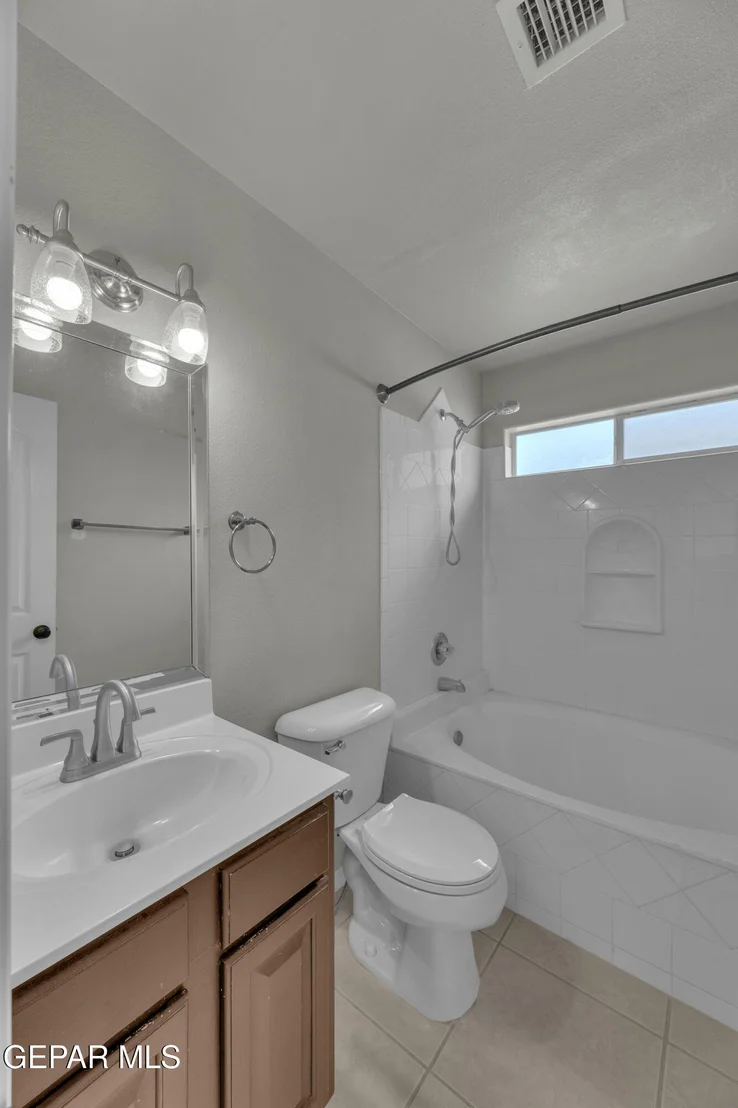 Photo of 6358 FRANKLIN VIEW Drive