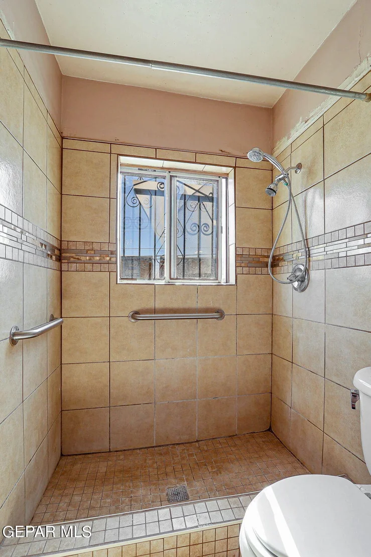 Photo of 8056 Carpenter Drive