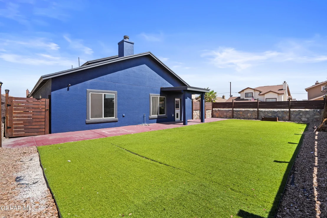 Photo of 2909 PINO BLANCO Place