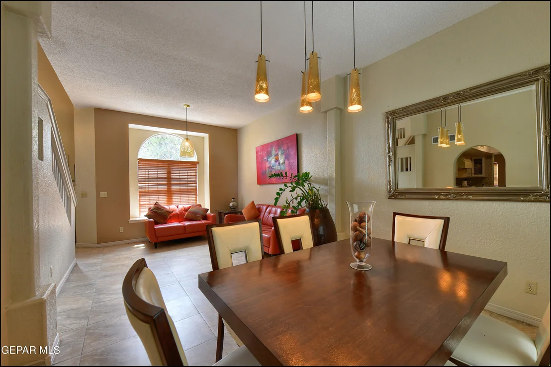 Photo of 7653 DIANJOU Drive