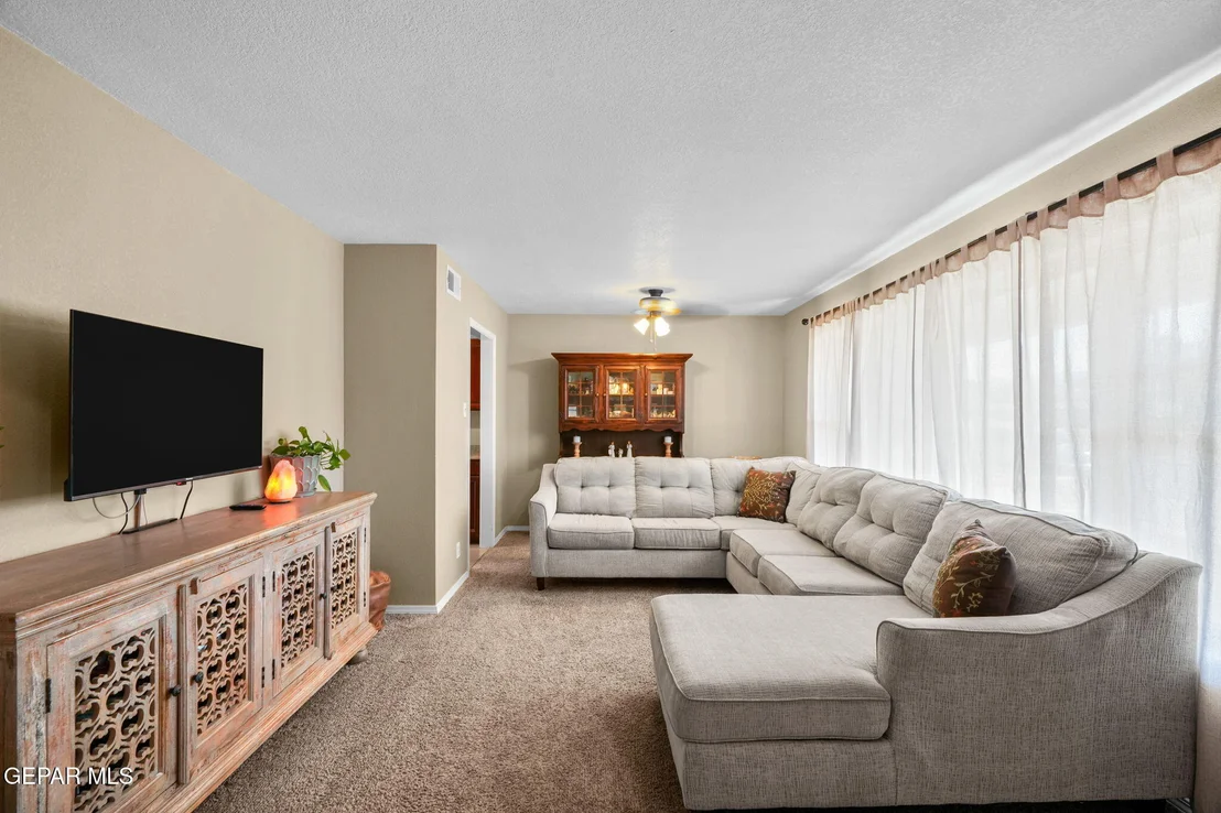 Photo of 460 SAN BLAS Drive