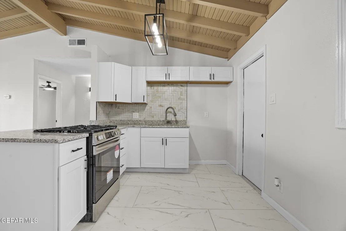 Photo of 919 N CLARK Drive