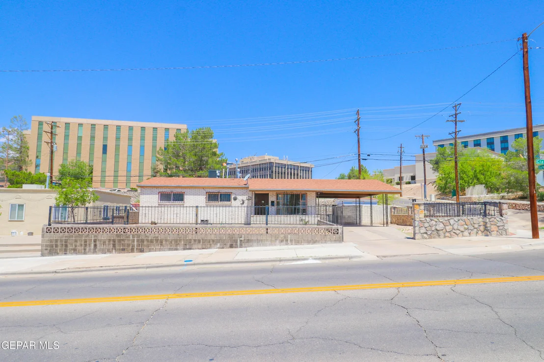 Photo of 945 N CLARK Drive