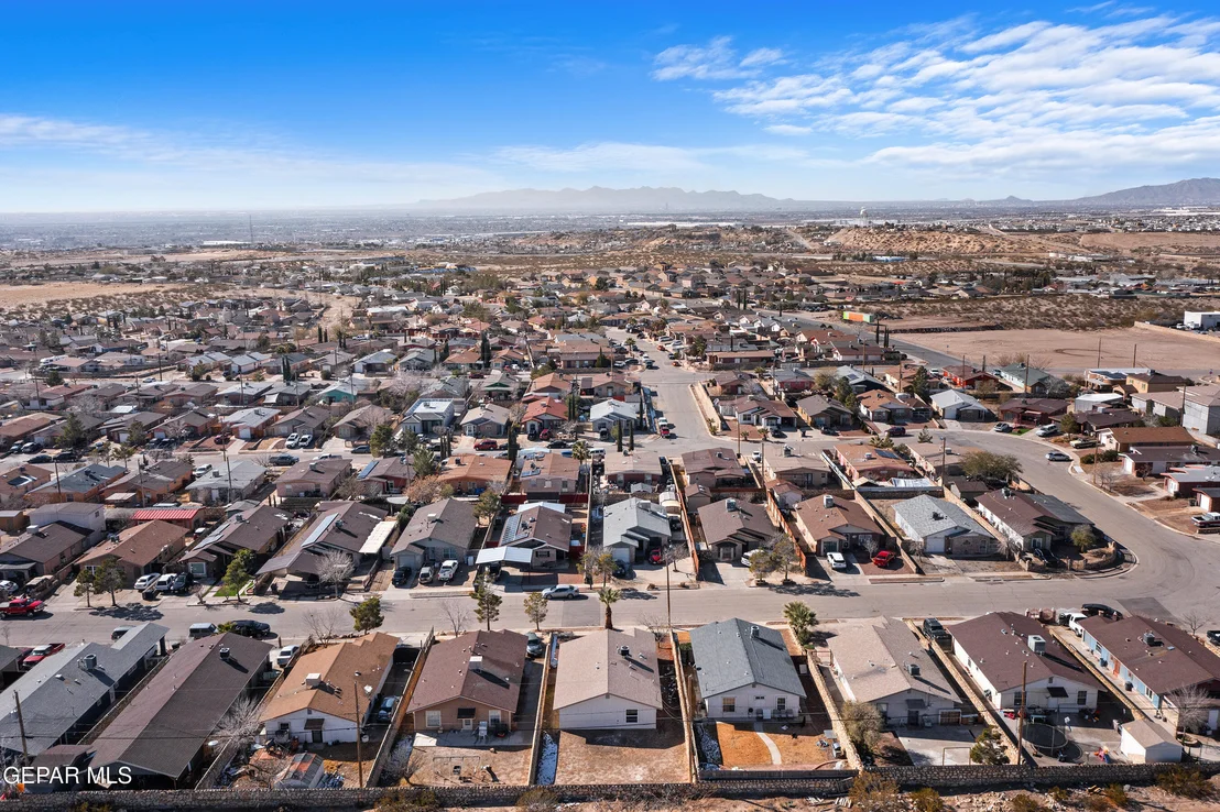 Photo of 258 SUNSET HILLS Drive